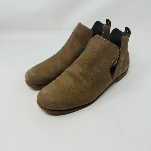 Kodiak Beige Suede Leather Round Toe Low Rider V-Cut Slip-On Booties Size 7 - Picture 1 of 13